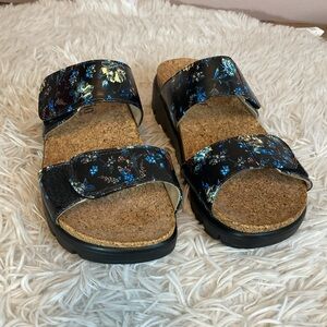 Alegria Women's Rubie Adjustable Sandal Passionate RUB-7533